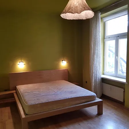 Apartment Spacious Retreat *